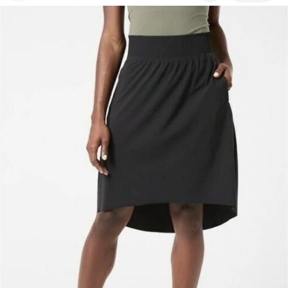 Athleta Cosmic Skirt Black High Low Hem Ribbed Waistband Pockets Size M